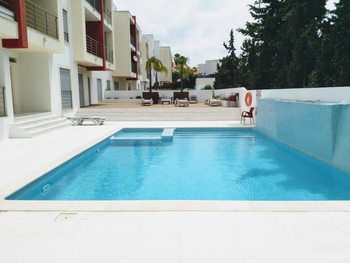 Apartamento T2 Eucalipto 2A Olhos de Agua  Kültér fotó