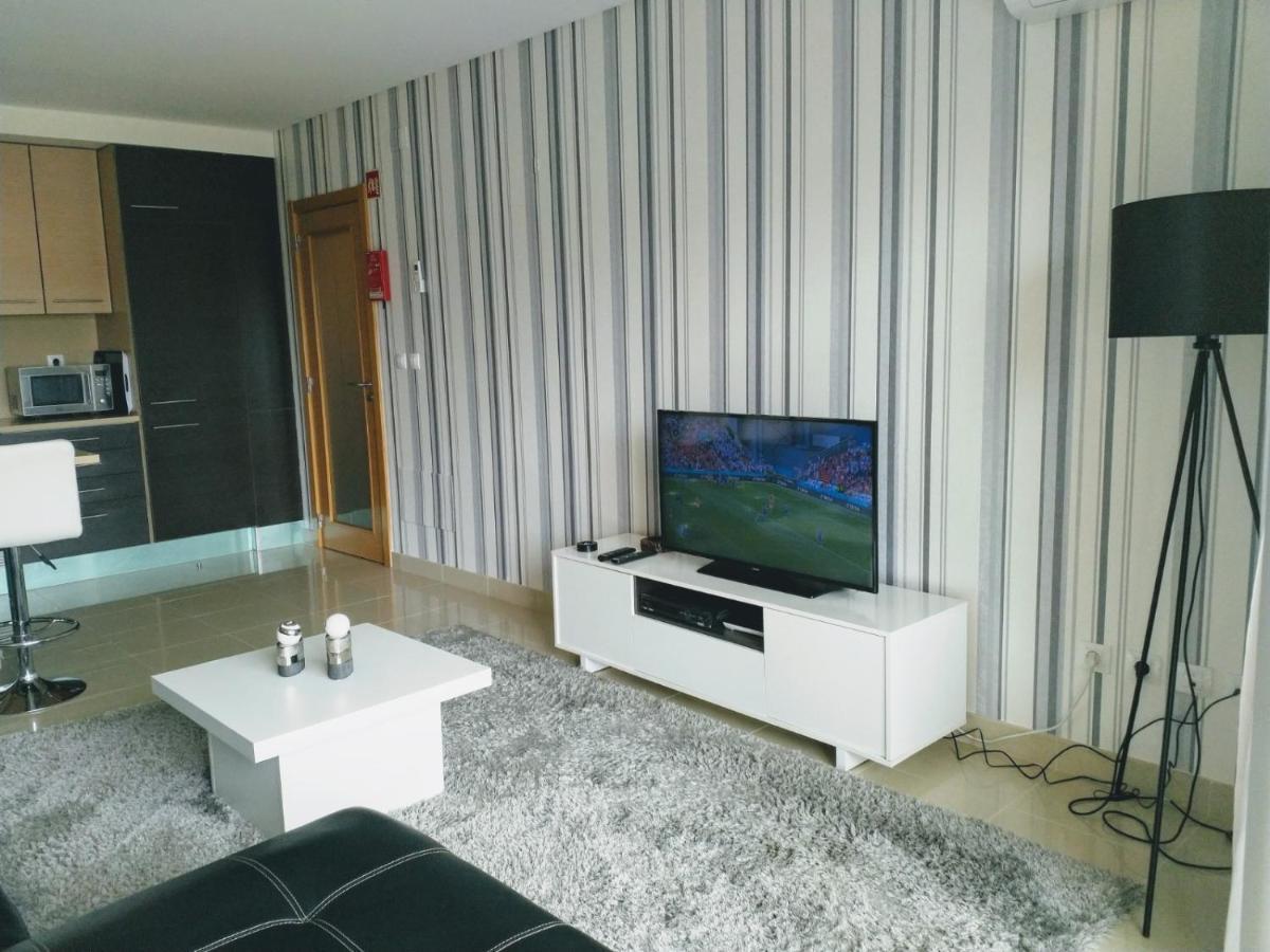 Apartamento T2 Eucalipto 2A Olhos de Agua  Kültér fotó