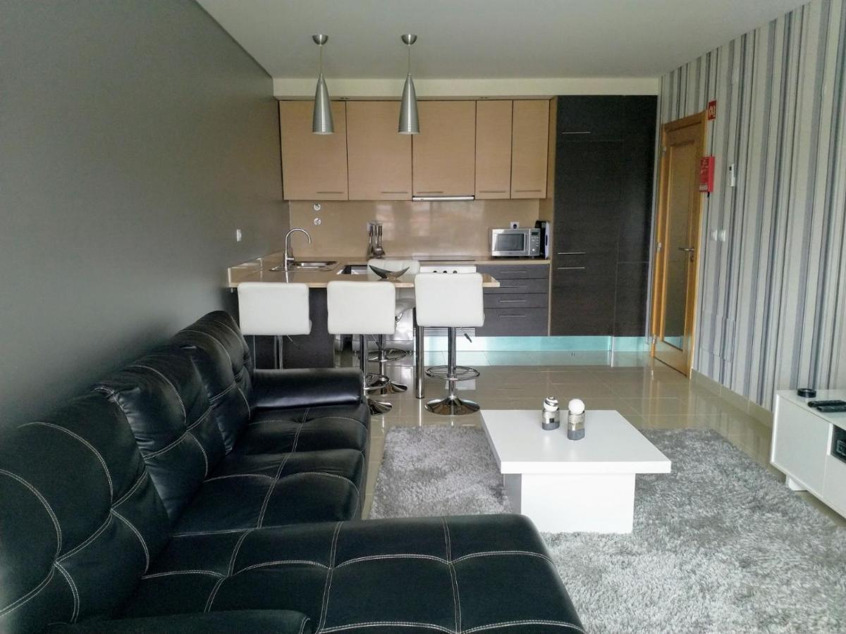 Apartamento T2 Eucalipto 2A Olhos de Agua  Kültér fotó
